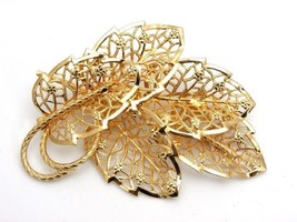 Vintage RETRO Brooch Judy Lee Brooch Large Gold Leaf - $806.77 MXN