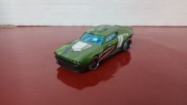 Hot Wheels 2019 HW Speed Blur Series #8 Muscle Bound Race Car Toy #87 Green Camo - £2.96 GBP