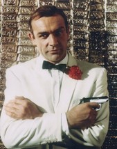 Sean Connery holds gun in white tuxedo classic Bond Goldfinger 8x10 inch photo - £11.60 GBP