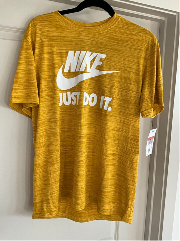 Nike Dri Fit Just Do It T-Shirt Size Large - $31.79