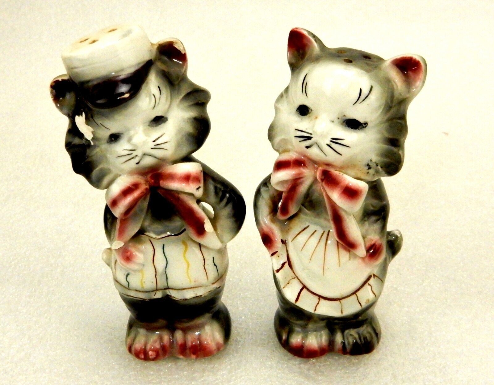 Primary image for Boy & Girl Cat Salt & Pepper Set, Ribbon Bows & Aprons, Vintage Glazed Porcelain
