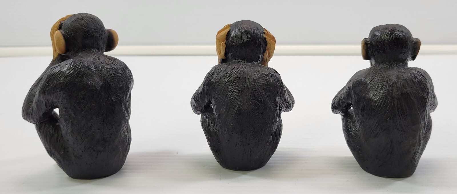 *B41) 3 Wise Monkeys Painted Resin Figurines Set Hear See Speak No Evil Item image 3