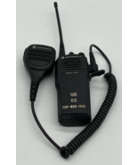 Motorola Radius CP200 AAH50RDC9AA1AN Portable Two-Way Radio w/ PMMN4013A - £77.66 GBP