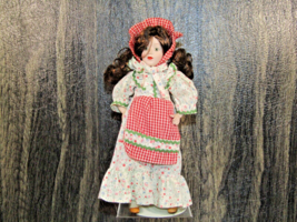 Vintage Danbury Mint Dolls of The World U.S.A&#39;s Abigail Porcelain 9&quot; Collectible - £11.07 GBP
