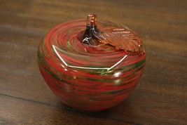 Vintage Studio Art Glass APPLE Open Base Figurine Red &amp; Green Swirl Teac... - £19.03 GBP