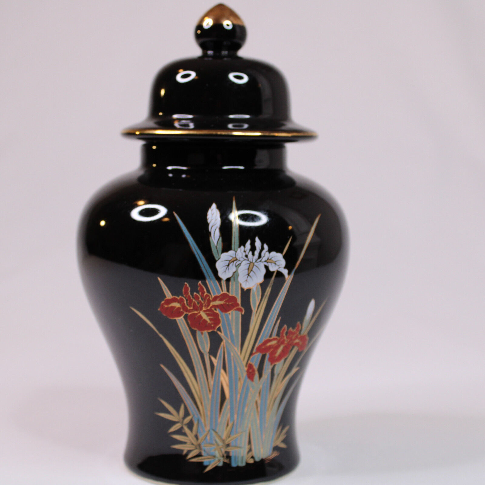 Otagiri Black Ginger Jar With Gold Rim And Top Lid Japan 8 Inches Tall Floral  - $13.31
