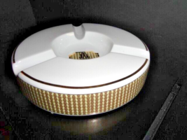 Large Round Cigar Ceramic Ashtray Measures 9.5" Diameter NIB image 2