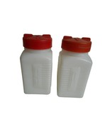 Vintage Red  &amp; white ceramic block Salt &amp; Pepper Set milk glass - $368.38 MXN