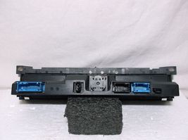 03-04-05  BMW 745i/760i/  TEMPERATURE/ CLIMATE/ CONTROLS/ HVAC image 4