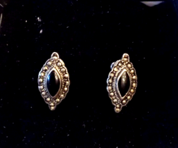 Faux Onyx Marcasite Pierced Stud Earrings Vintage 5/8&quot; long Silver Tone Cabochon - £11.81 GBP