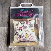 Avon Needlecraft Crewel Embroidery Kit Thirteen Original Colonies Pillow... - $18.55