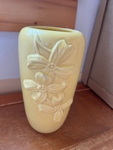 Vintage Haeger 75th Anniversary Yellow Dogwood Flowers Art Pottery Vase  – 8 inc - £11.13 GBP