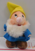 Disney Store Exclusive Snow White Bashful Dwarf 6&quot; plush toy RARE HTF - £18.88 GBP