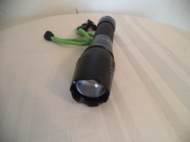 led flashlight 1000 lumens - £35.61 GBP