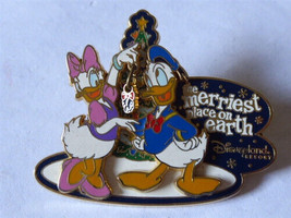 Disney Trading Pins 26235 DLR - Merriest Place on Earth 2003 (Donald & Daisy - £14.78 GBP
