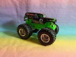 Hot Wheels Monster Jam Grave Digger 1:64 Scale Die-cast Monster Truck  - £3.87 GBP