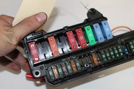 2005-2007 BMW 530i 545i 525i INTERIOR FUSE BOX  R3532 image 4