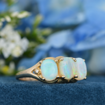 Natural Opal Vintage Style Floral Filigree Three Stone Ring in Solid 14K Gold - £656.69 GBP