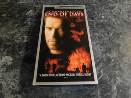 End of Days (VHS) - $18.50 MXN