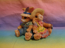 Vintage 1990&#39;s Young&#39;s Pair of Resin Rabbits Figurine Sitting w/ Pail of Water - £11.92 GBP
