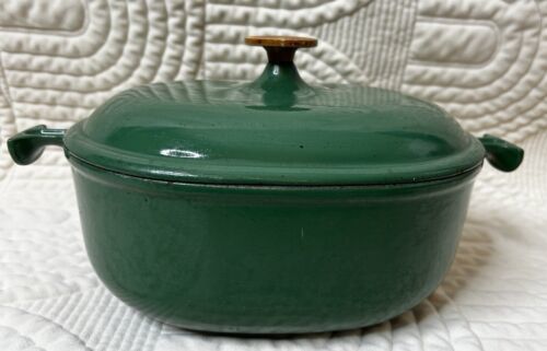 Primary image for Vintage Le Creuset Enzo Mari La Mama Green #25 Oval Baking Oven Pan With Lid