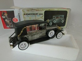 VTG LINCOLN MODEL L CONVERTIBLE 1932 SOLID STATE AM RADIO IN ORIGINAL BO... - $18.76