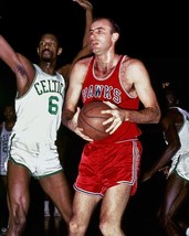 Bob Pettit Bill Russell 8X10 Photo St. Louis Hawks Celtics Basketball Milwaukee - £3.86 GBP