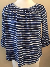 Michael Kors Blue &amp; White Wavy Stripes Print Pullover Top Size Medium - $241.10 MXN