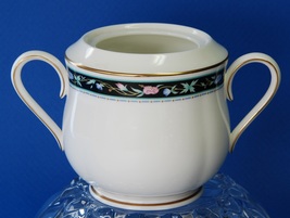 Lenox Carmella Sugar Bowl Bottom Debut Collection White Bone China 919 Japan - £3.86 GBP