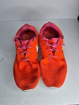 Youth 6Y Women 7.5 Nike Rosherun Lava Glow / White / Pink Pow - New! - £18.17 GBP