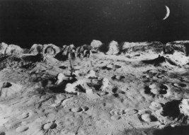 1970’s UFO Moonbase aerial view b/w 7x10 scene - €5,60 EUR