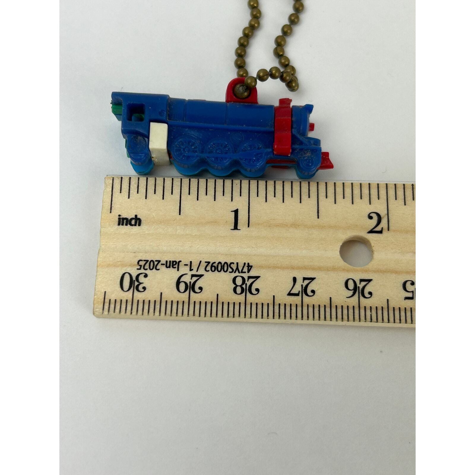 Vintage 1950s Steam Locomotive Puzzle Key Chain Toy on Original Card Item image 3