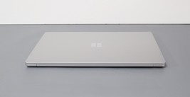 Microsoft Surface Laptop 3 15" AMD Ryzen 5 8GB 256GB image 6