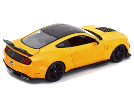 2020 Ford Mustang Shelby GT500 Yellow w Black Top Special Edition 1/18 Diecast C - £45.83 GBP