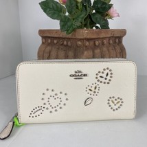 Coach Bandana Wallet Heart Embellished Chalk Leather Accordion  F67495 $278  W10 - $94.04