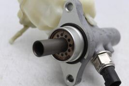 Brake Master Cylinder Fits 03-06 PORSCHE CAYENNE 77110 image 4