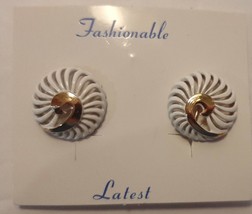 White and Gold Enamel CLIP Earrings Trifari Style New on Card Vintage 1960s - $14.95