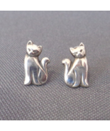 James Avery Sitting Cat Earrings Sterling Silver Post Stud Hard to Find ... - £113.42 GBP