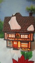 Dickens&#39; Village Lighted House Tutbury Printer Depart 56 Showroom Model - £43.36 GBP