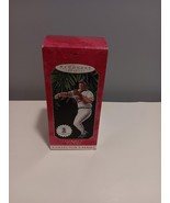 NIB 1998 Hallmark Keepsake Ornament Cal Ripken Jr. At the Ballpark  W Card - $368.09 MXN