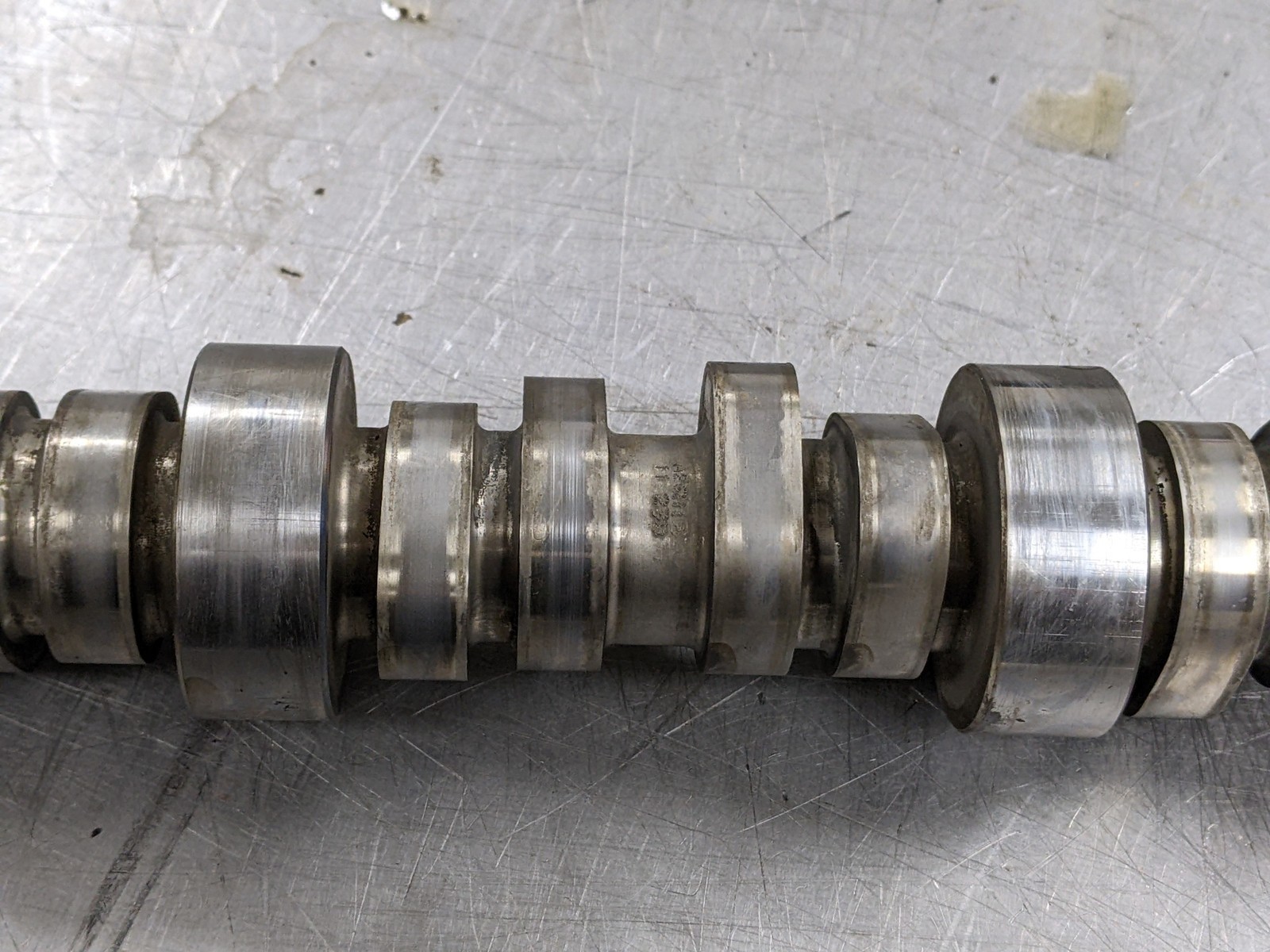 Camshaft For 11-18 Chevrolet Silverado 2500 HD  6.0 Item image 6