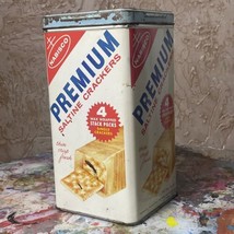 Vintage Nabisco Premium Saltine Crackers Metal Tin 1960’s Square Blue Li... - $14.73