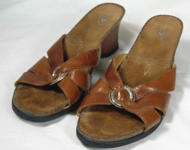 Ariat Women&#39;s Size 11B Heeled Brown Sandals Slip On Style 20903 - £22.04 GBP