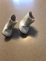 American Girl Doll Fancy Performance Gold Laces &amp; White Skating Ice Skates - £12.21 GBP