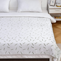 Super Soft Flannel Fleece Blanket Lightweight Bed Warm Blanket 80&quot;x60&quot; Twin Size - £15.77 GBP