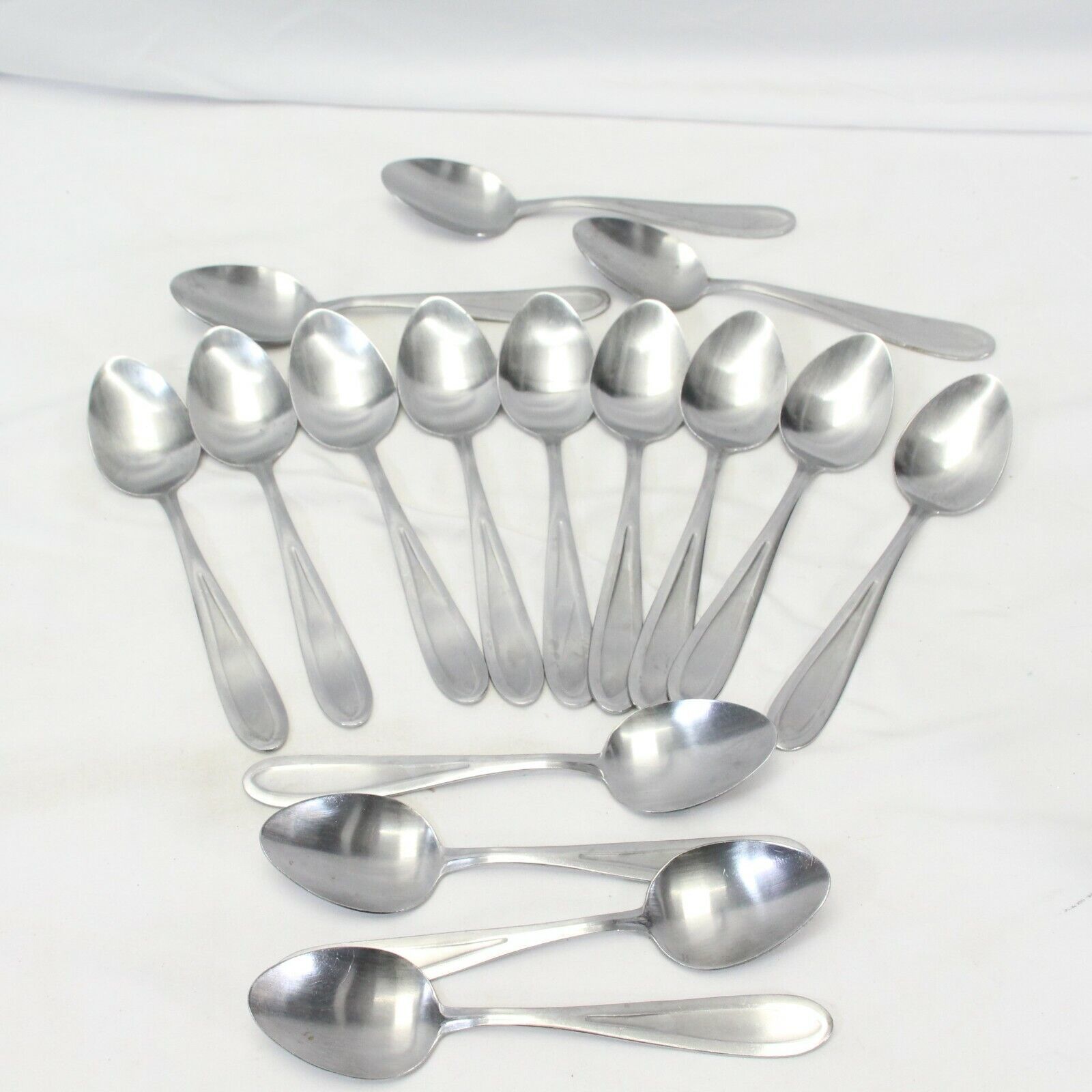 Farberware FRW57 Oval Soup Spoons 7&quot;  Stainless Lot of 16 - $16.65
