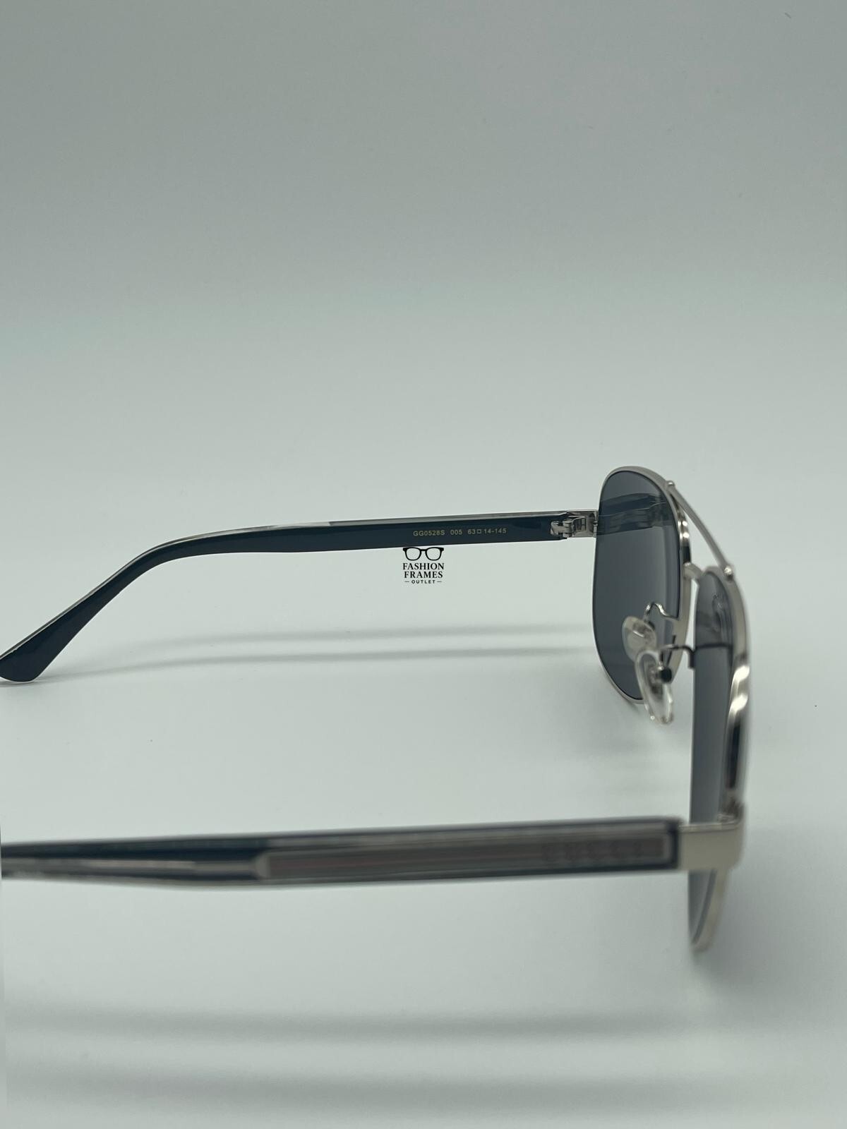 NIB GUCCI GG0528S Black & Ruthenium 63mm Grey Lens Sunglasses – 100% Authentic Item image 6