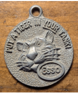 Dallas, Texas TX Esso Put A Tiger In Your Tank Exxon Keychain Key Fob Tag - $180.94 MXN