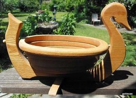 Vintage Collapsible Basket Swan 9 x 14&quot; Wood - £15.56 GBP