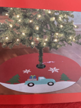 Holiday Style Festive Felt Farmhouse Truck Snowflake Tree Skirt 38&quot;  NEW - $2.47